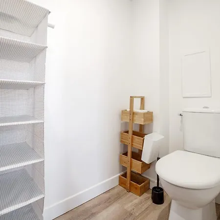 Appartamento Cosy Studio In The 10th District By Guestready Parigi